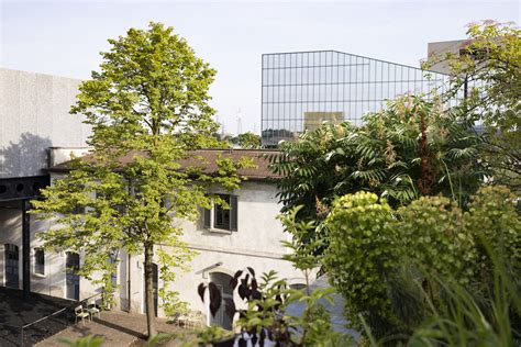 distribuzione libri fondazione prada|I quaderni della Fondazione Prada a Milano .